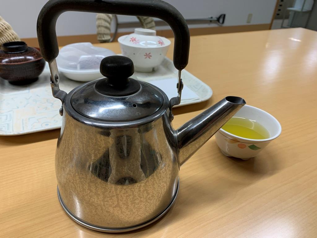 あたたかいお茶くださーい1