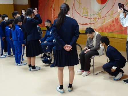 地域の小学生の福祉交流2