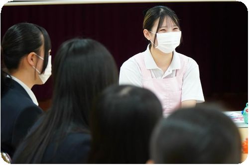 光が丘ワークセンターにて、新しい環境で初めての芝刈りを行いました2