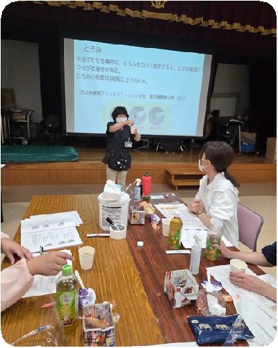 職員を対象とした介護技術研修を行いました6
