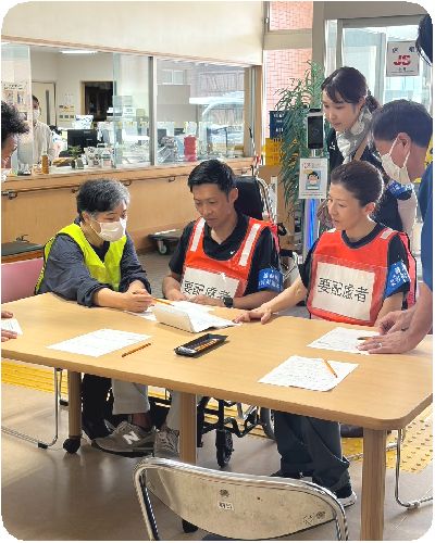 避難訓練を行いました10